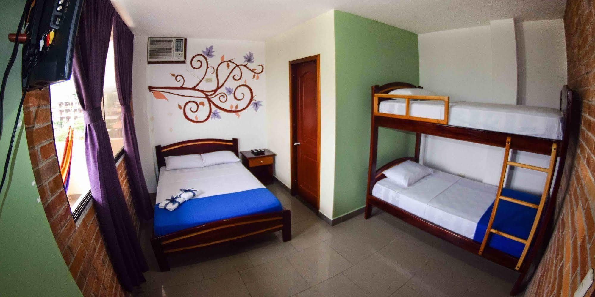 Hotel Olympus Montañita エクステリア 写真